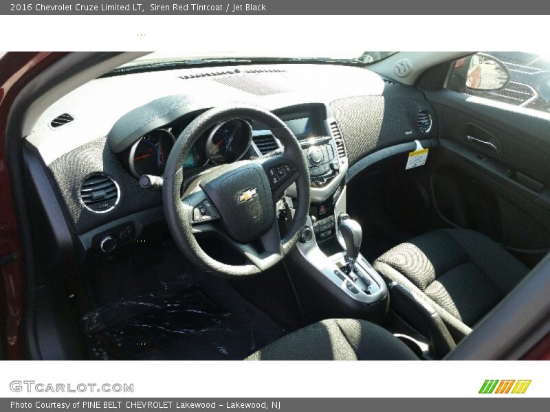 Siren Red Tintcoat / Jet Black 2016 Chevrolet Cruze Limited LT