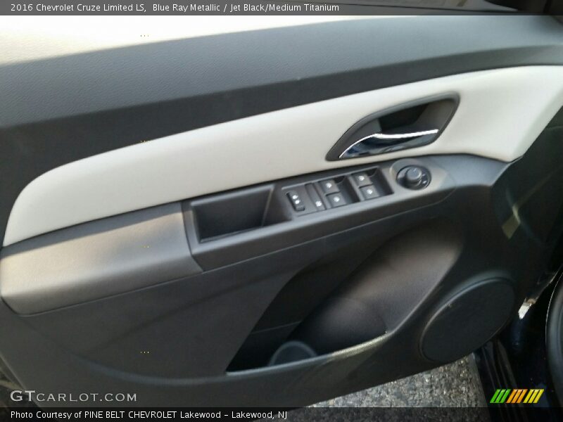 Blue Ray Metallic / Jet Black/Medium Titanium 2016 Chevrolet Cruze Limited LS