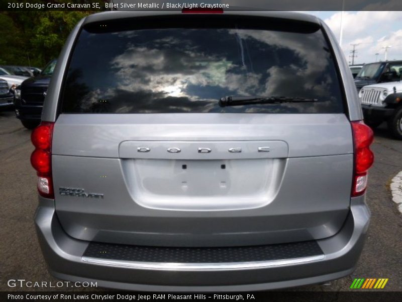 Billet Silver Metallic / Black/Light Graystone 2016 Dodge Grand Caravan SE