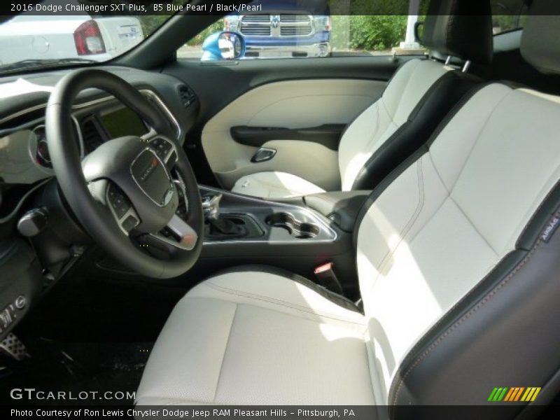  2016 Challenger SXT Plus Black/Pearl Interior