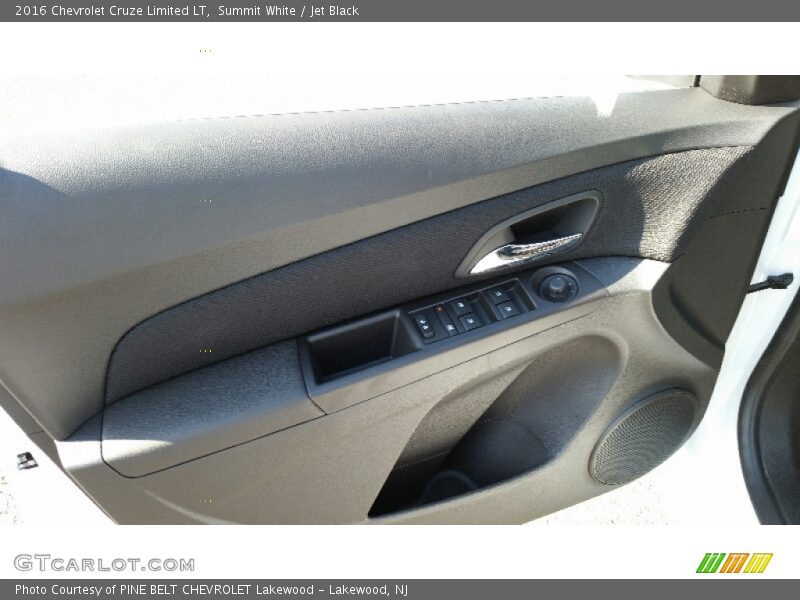 Summit White / Jet Black 2016 Chevrolet Cruze Limited LT