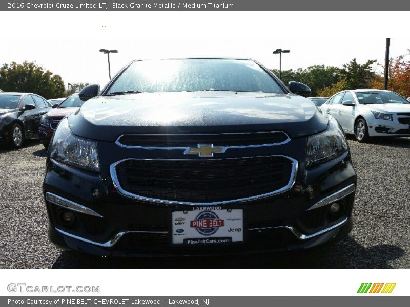 Black Granite Metallic / Medium Titanium 2016 Chevrolet Cruze Limited LT