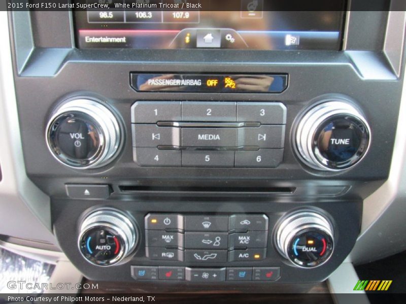 White Platinum Tricoat / Black 2015 Ford F150 Lariat SuperCrew