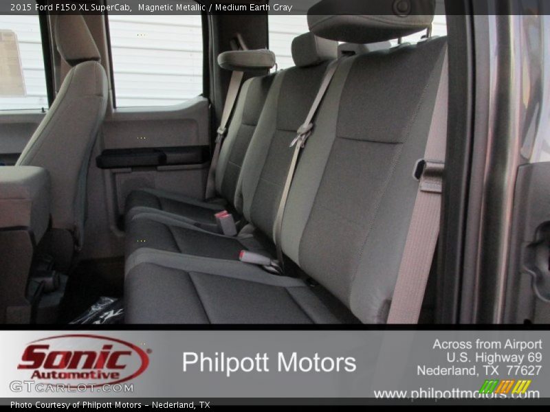 Magnetic Metallic / Medium Earth Gray 2015 Ford F150 XL SuperCab