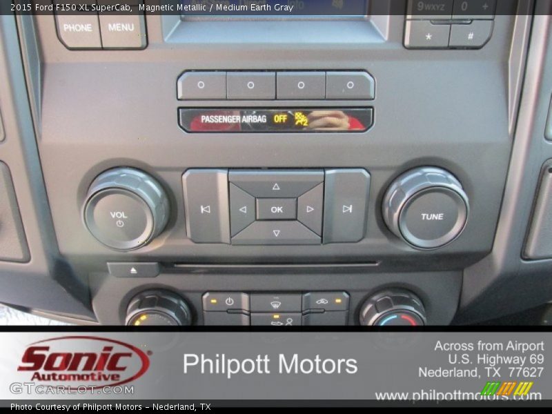 Magnetic Metallic / Medium Earth Gray 2015 Ford F150 XL SuperCab