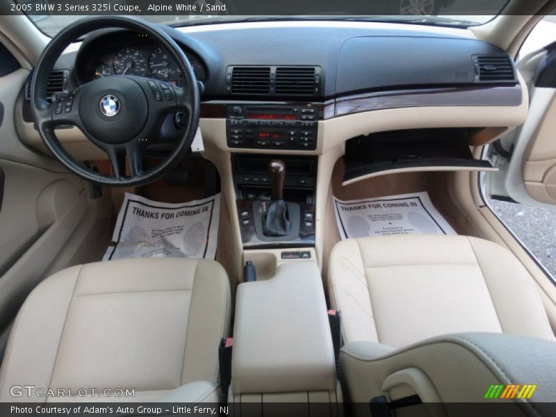 Alpine White / Sand 2005 BMW 3 Series 325i Coupe
