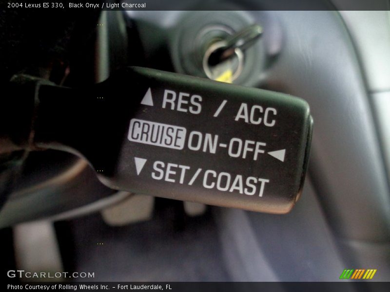 Black Onyx / Light Charcoal 2004 Lexus ES 330