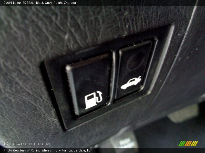 Black Onyx / Light Charcoal 2004 Lexus ES 330