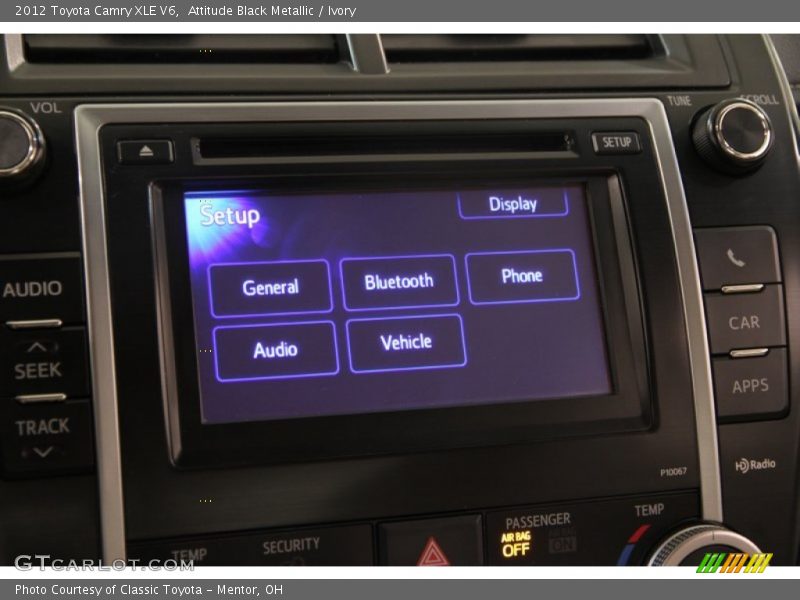 Attitude Black Metallic / Ivory 2012 Toyota Camry XLE V6