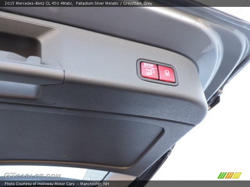 Palladium Silver Metallic / Grey/Dark Grey 2015 Mercedes-Benz GL 450 4Matic