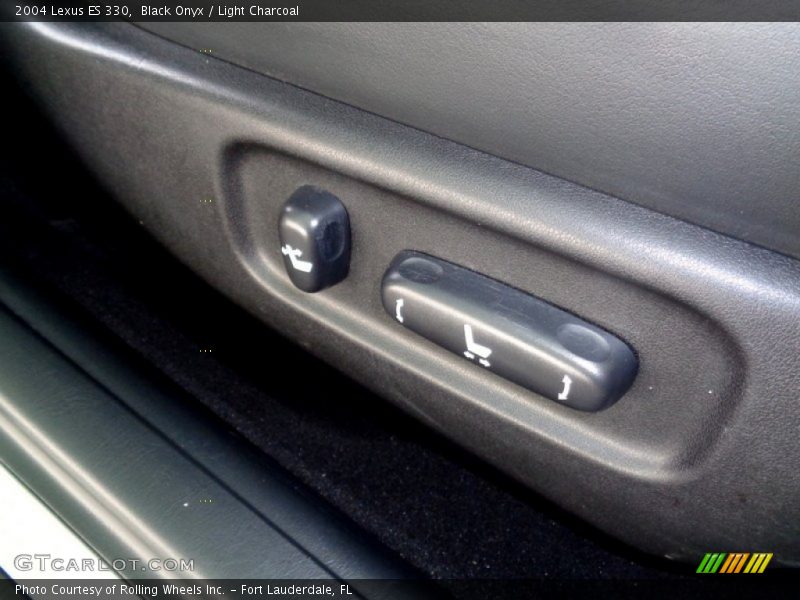Black Onyx / Light Charcoal 2004 Lexus ES 330