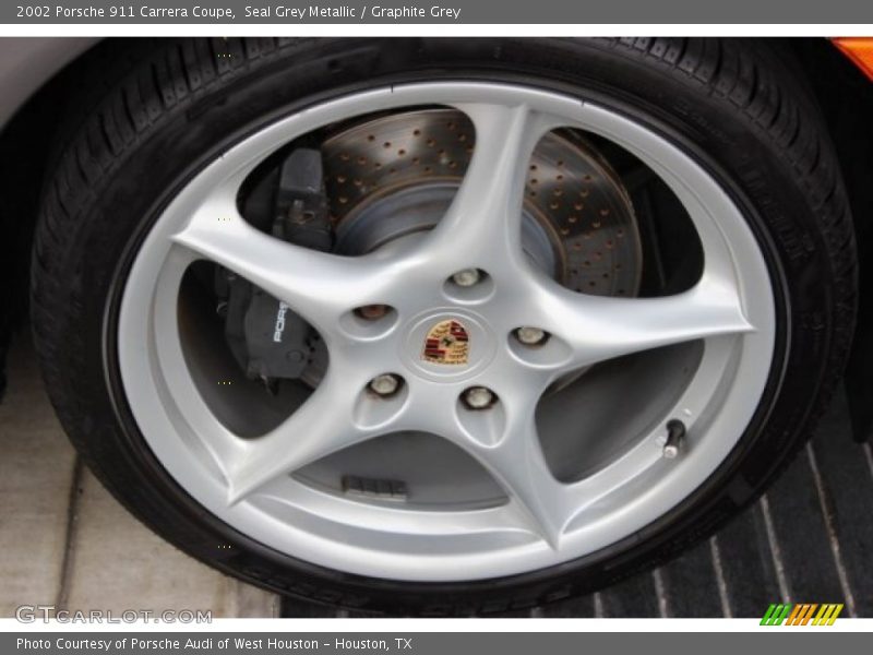 Seal Grey Metallic / Graphite Grey 2002 Porsche 911 Carrera Coupe