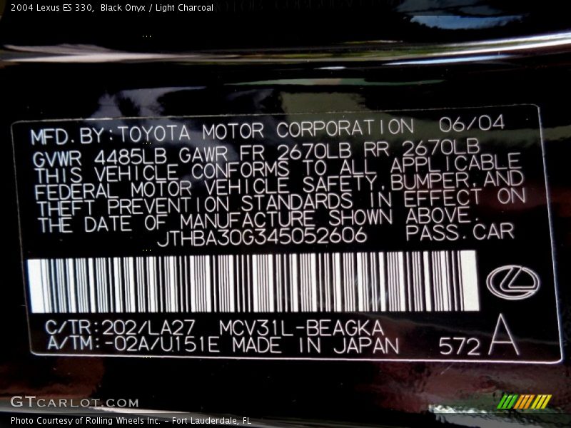 Black Onyx / Light Charcoal 2004 Lexus ES 330
