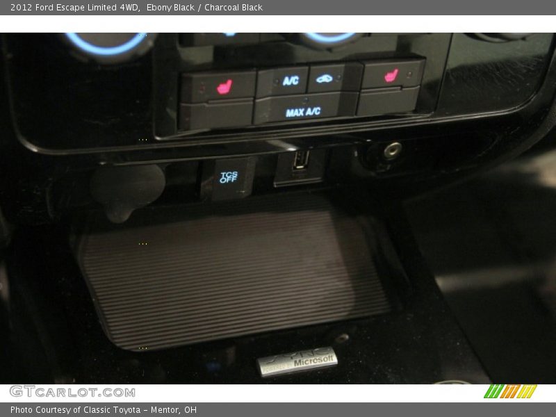Ebony Black / Charcoal Black 2012 Ford Escape Limited 4WD