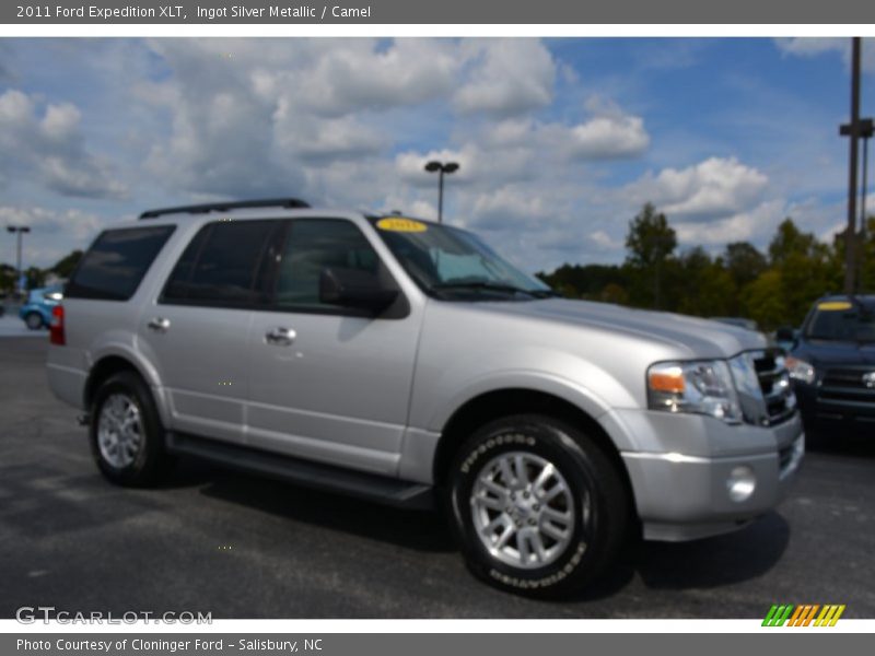 Ingot Silver Metallic / Camel 2011 Ford Expedition XLT