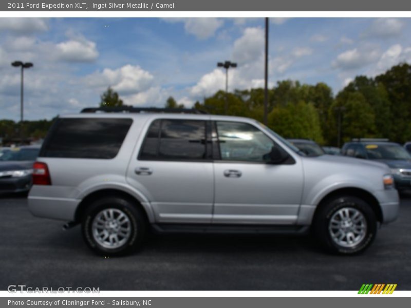Ingot Silver Metallic / Camel 2011 Ford Expedition XLT