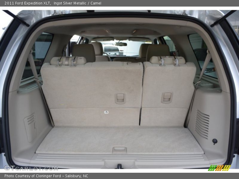 Ingot Silver Metallic / Camel 2011 Ford Expedition XLT