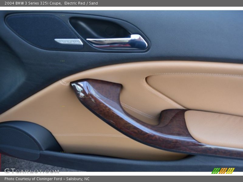 Electric Red / Sand 2004 BMW 3 Series 325i Coupe