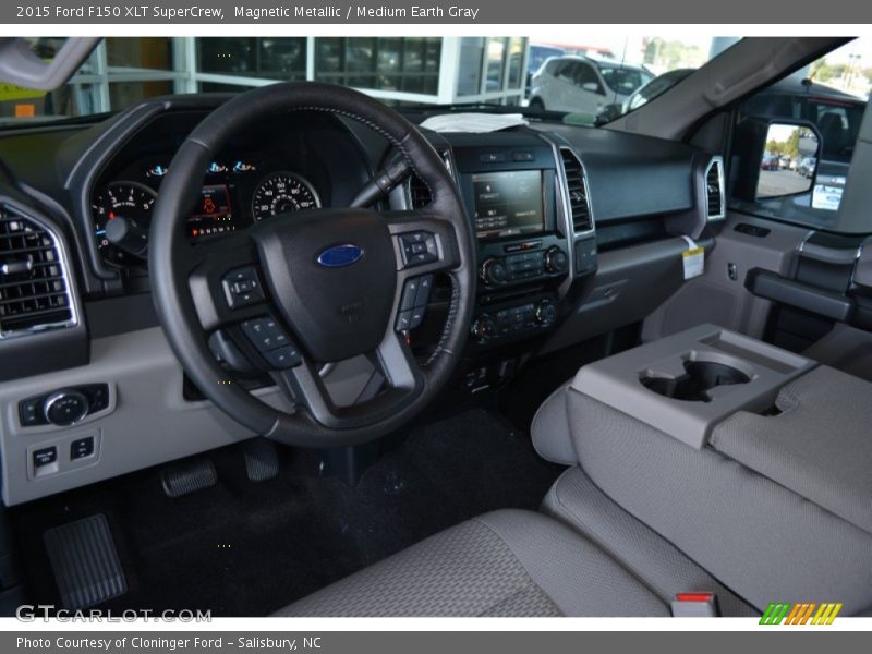 Magnetic Metallic / Medium Earth Gray 2015 Ford F150 XLT SuperCrew