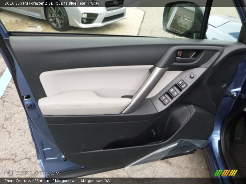 Quartz Blue Pearl / Gray 2016 Subaru Forester 2.5i