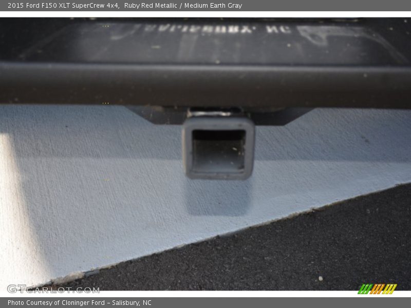Ruby Red Metallic / Medium Earth Gray 2015 Ford F150 XLT SuperCrew 4x4