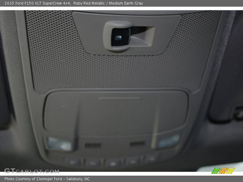 Ruby Red Metallic / Medium Earth Gray 2015 Ford F150 XLT SuperCrew 4x4
