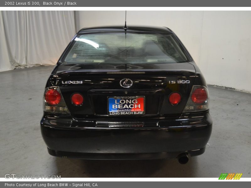 Black Onyx / Black 2002 Lexus IS 300