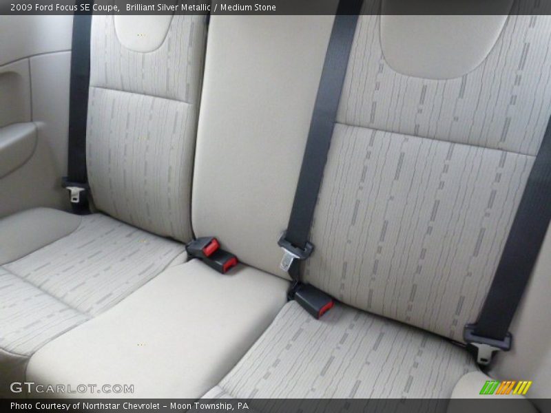 Brilliant Silver Metallic / Medium Stone 2009 Ford Focus SE Coupe