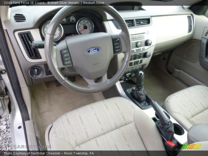 Brilliant Silver Metallic / Medium Stone 2009 Ford Focus SE Coupe