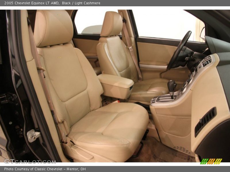 Black / Light Cashmere 2005 Chevrolet Equinox LT AWD