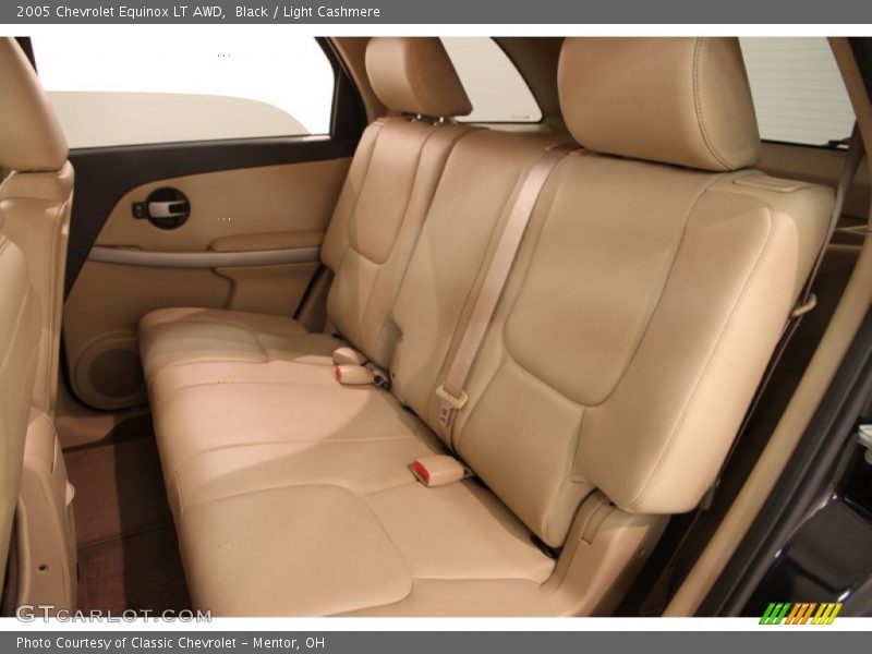 Black / Light Cashmere 2005 Chevrolet Equinox LT AWD