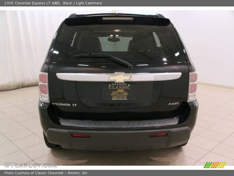 Black / Light Cashmere 2005 Chevrolet Equinox LT AWD