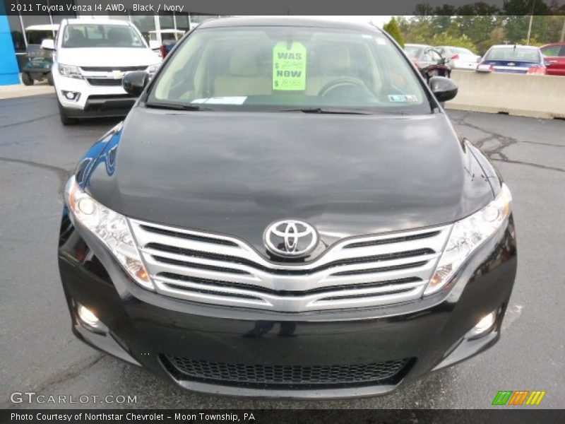 Black / Ivory 2011 Toyota Venza I4 AWD