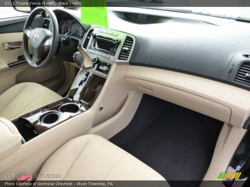 Black / Ivory 2011 Toyota Venza I4 AWD