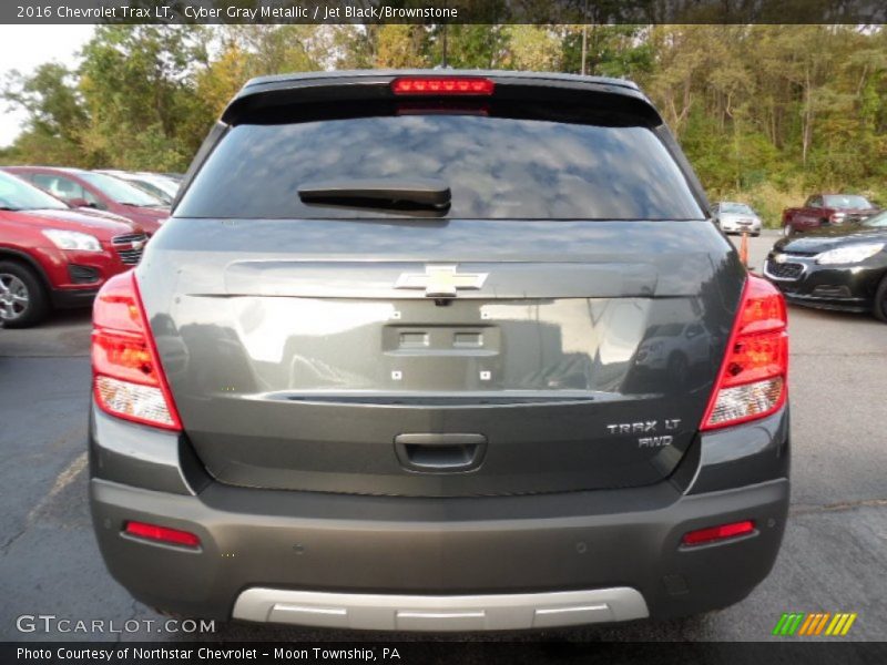 Cyber Gray Metallic / Jet Black/Brownstone 2016 Chevrolet Trax LT