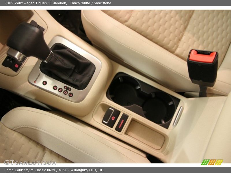 Candy White / Sandstone 2009 Volkswagen Tiguan SE 4Motion