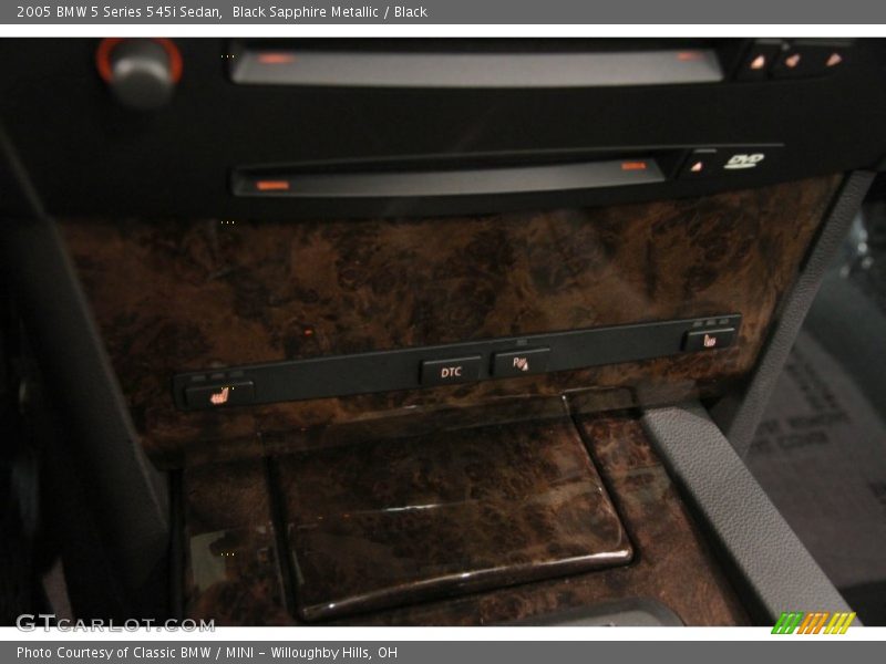 Black Sapphire Metallic / Black 2005 BMW 5 Series 545i Sedan