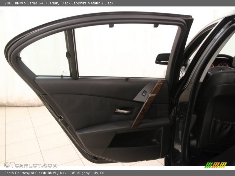 Black Sapphire Metallic / Black 2005 BMW 5 Series 545i Sedan