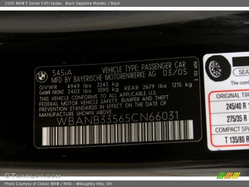 Black Sapphire Metallic / Black 2005 BMW 5 Series 545i Sedan