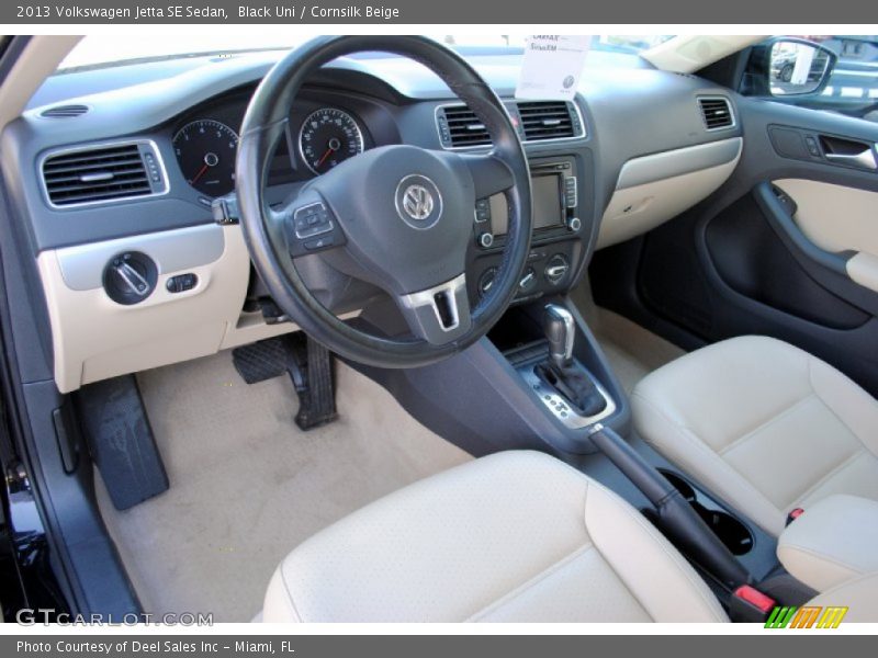 Black Uni / Cornsilk Beige 2013 Volkswagen Jetta SE Sedan