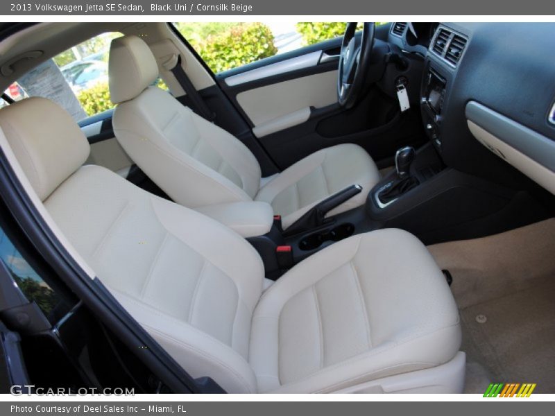 Black Uni / Cornsilk Beige 2013 Volkswagen Jetta SE Sedan