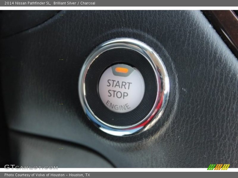 Brilliant Silver / Charcoal 2014 Nissan Pathfinder SL