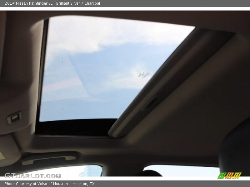 Brilliant Silver / Charcoal 2014 Nissan Pathfinder SL