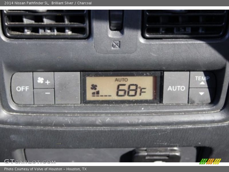 Brilliant Silver / Charcoal 2014 Nissan Pathfinder SL