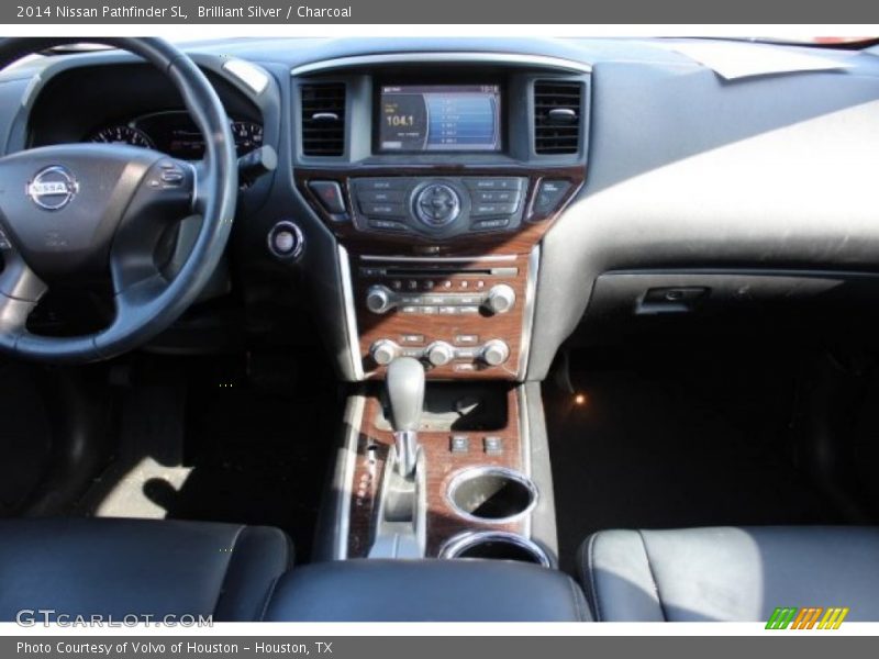 Brilliant Silver / Charcoal 2014 Nissan Pathfinder SL