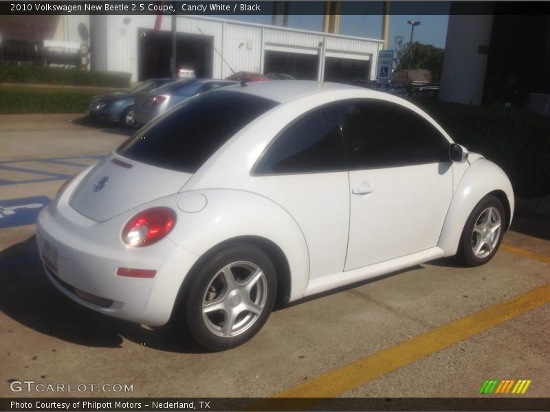 Candy White / Black 2010 Volkswagen New Beetle 2.5 Coupe
