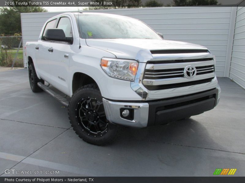 Front 3/4 View of 2016 Tundra TSS CrewMax 4x4