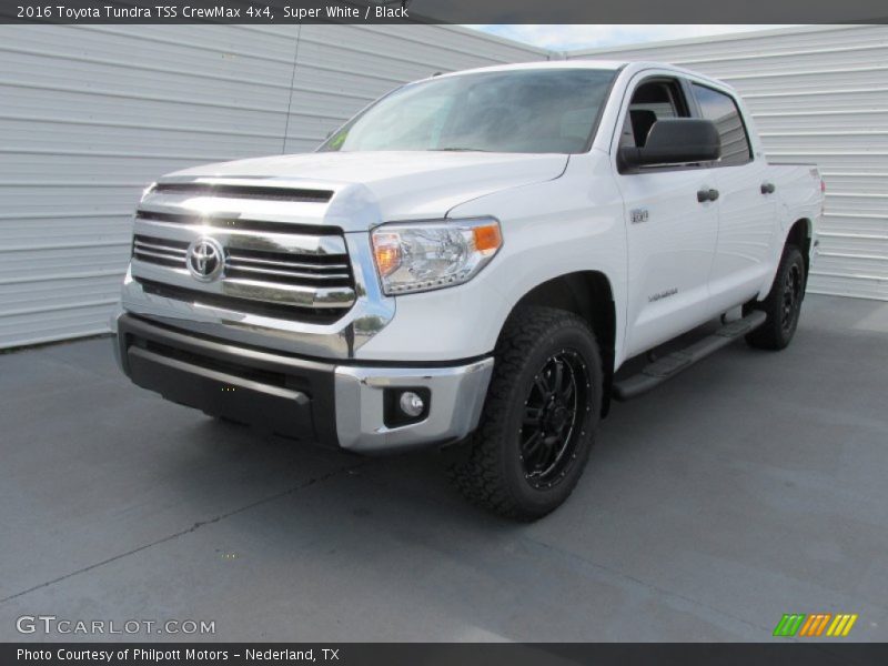 Super White / Black 2016 Toyota Tundra TSS CrewMax 4x4