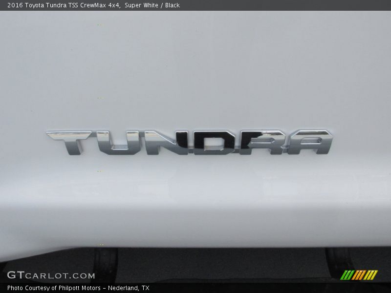 Super White / Black 2016 Toyota Tundra TSS CrewMax 4x4