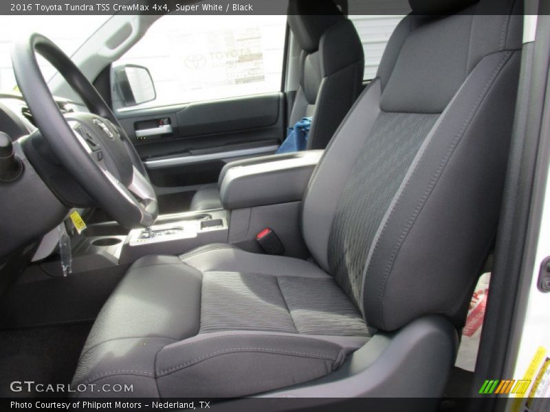 Super White / Black 2016 Toyota Tundra TSS CrewMax 4x4